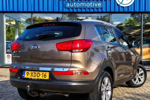 Kia Sportage (2014) thumbnail 3