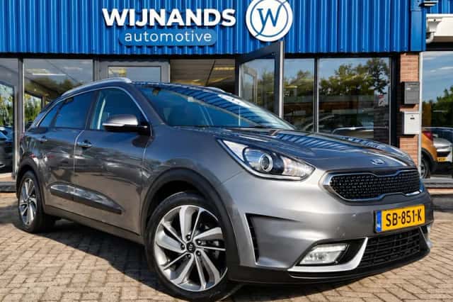 Kia Niro (2018) thumbnail 1