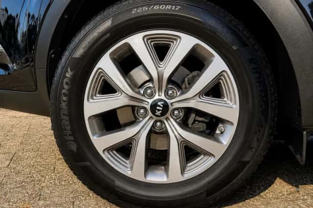 Kia Sportage (2015) thumbnail 5