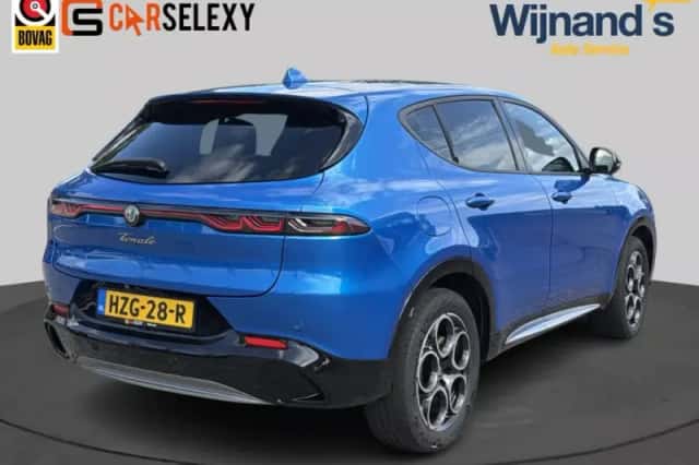 Alfa Romeo Tonale (2023) thumbnail 4