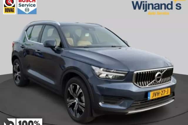 Volvo XC40 (2022) thumbnail 1