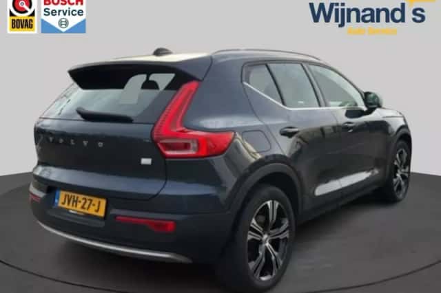 Volvo XC40 (2022) thumbnail 6