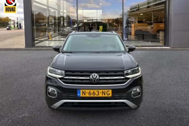 Volkswagen T-Cross (2021) thumbnail 2