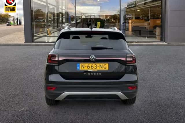 Volkswagen T-Cross (2021) thumbnail 6