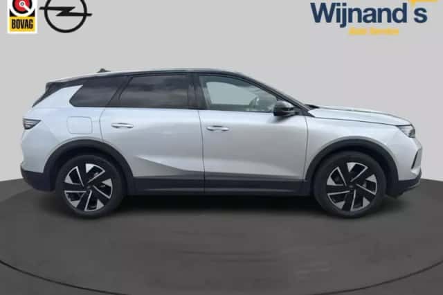 Opel Grandland (2025) thumbnail 4