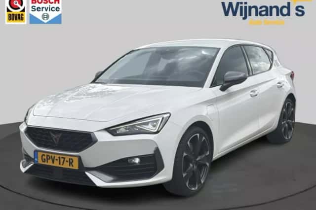 CUPRA Leon (2021) thumbnail 3