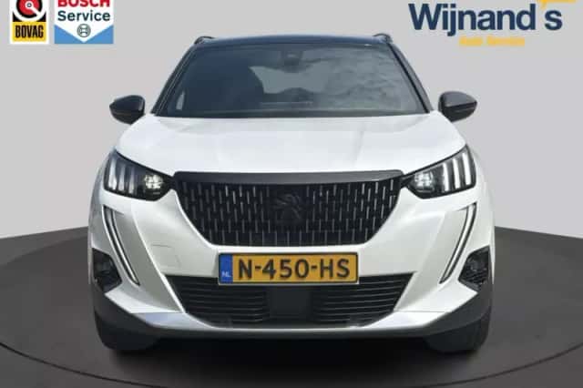 Peugeot 2008 (2021) thumbnail 2