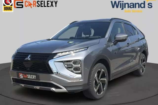 Mitsubishi Eclipse Cross (2023) thumbnail 3