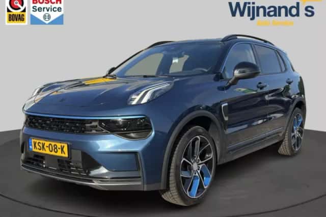 Lynk & Co 01 (2023) thumbnail 3