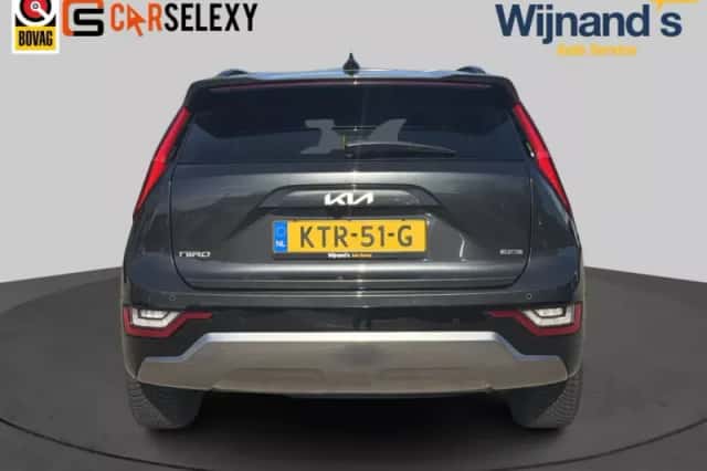 Kia Niro (2024) thumbnail 5