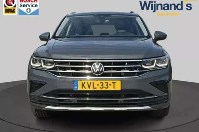 Volkswagen Tiguan (2022) thumbnail 2