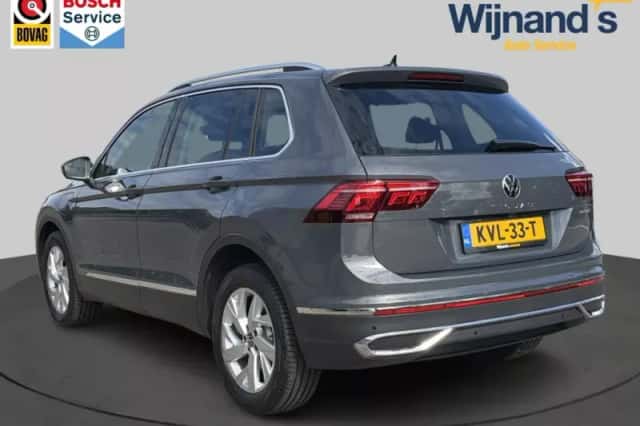 Volkswagen Tiguan (2022) thumbnail 6