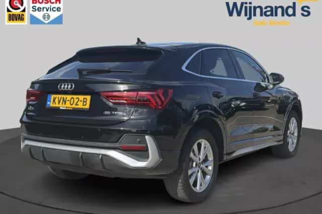 Audi Q3 Sportback (2023) thumbnail 5