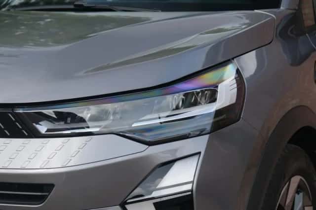Renault Captur (2026) thumbnail 2