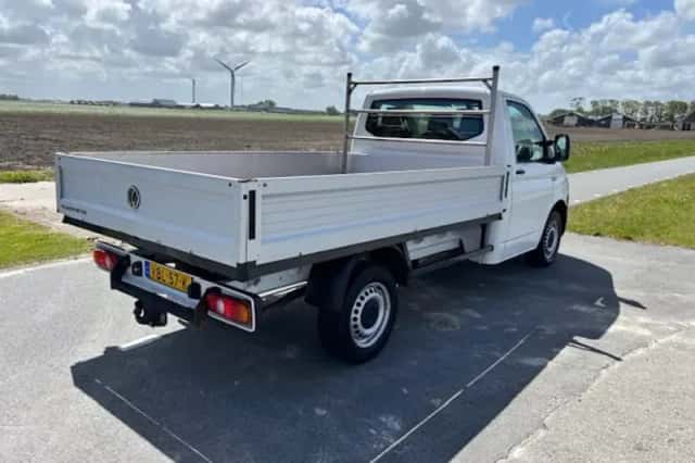 Volkswagen Transporter (2019) thumbnail 5
