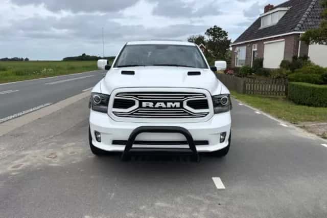 Dodge RAM (2019) thumbnail 2