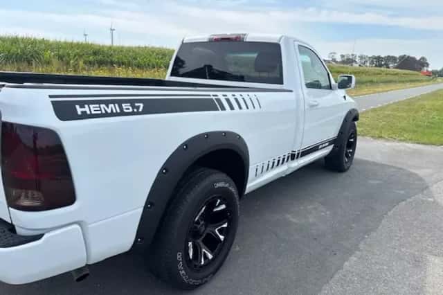 Dodge RAM (2017) thumbnail 5