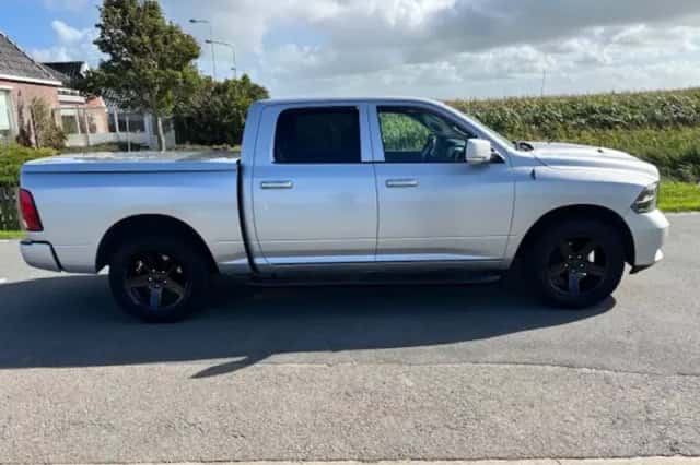 Dodge RAM (2011) thumbnail 4