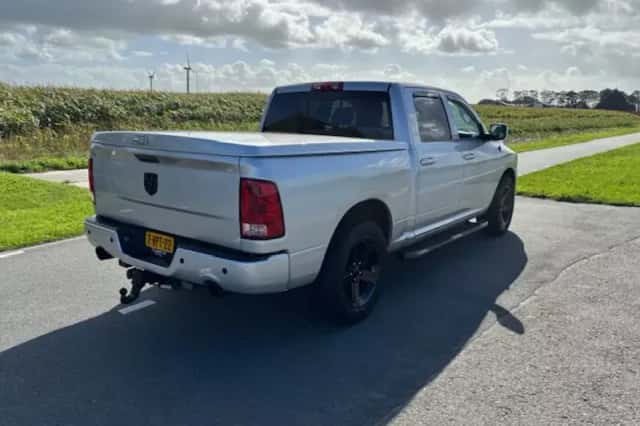 Dodge RAM (2011) thumbnail 5