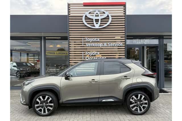 Toyota Yaris Cross (2024) thumbnail 2