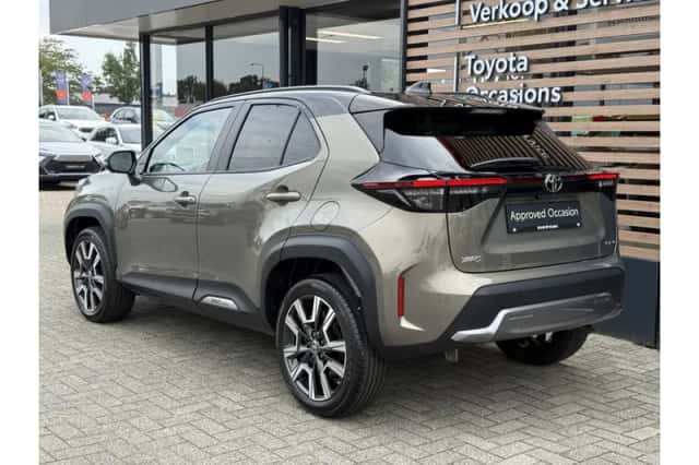 Toyota Yaris Cross (2024) thumbnail 3