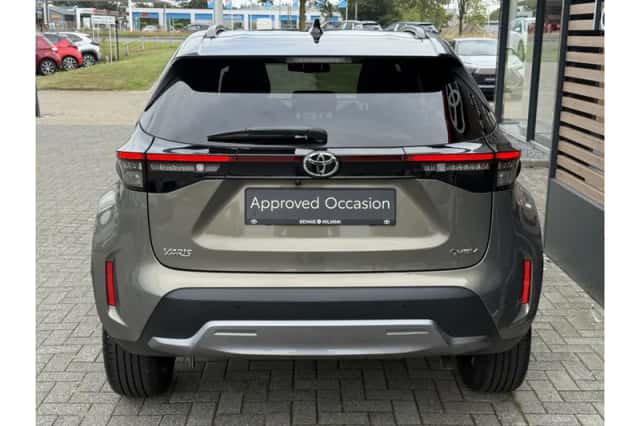Toyota Yaris Cross (2024) thumbnail 5