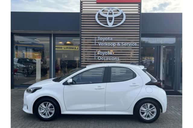 Toyota Yaris (2026) thumbnail 2