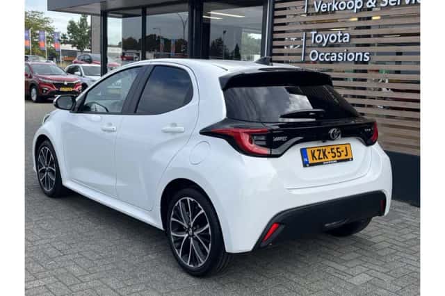 Toyota Yaris (2026) thumbnail 3