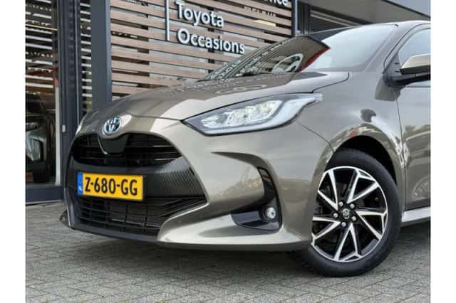 Toyota Yaris (2023) thumbnail 6