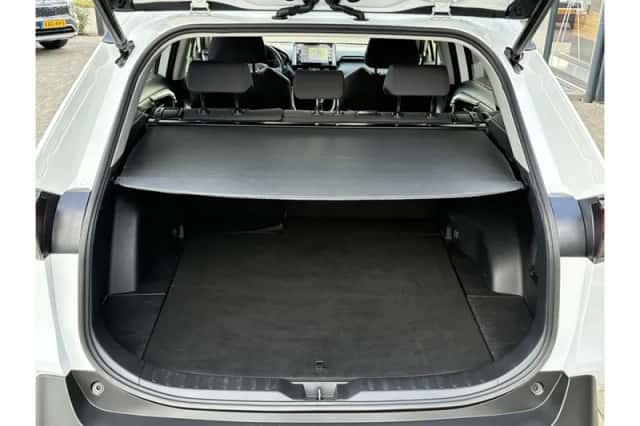 Toyota RAV4 (2020) thumbnail 5