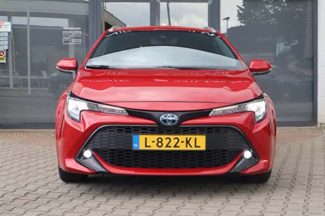 Toyota Corolla (2021) thumbnail 4