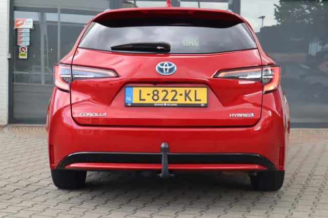 Toyota Corolla (2021) thumbnail 5