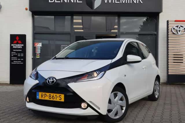 Toyota Aygo (2018) thumbnail 1