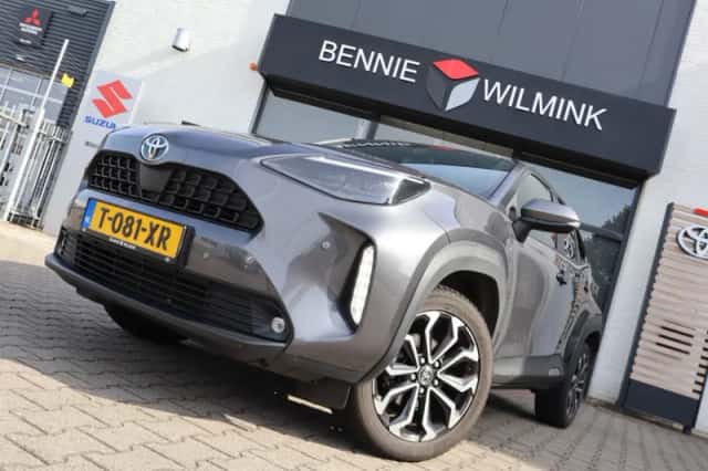 Toyota Yaris Cross (2022) thumbnail 2