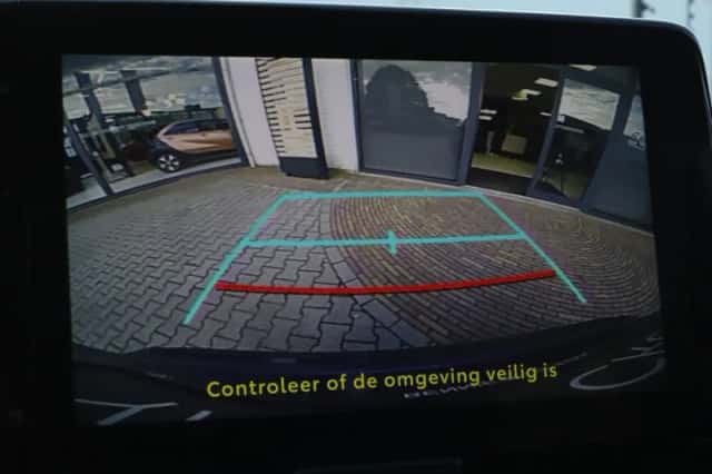 Toyota Yaris Cross (2023) thumbnail 6