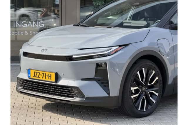 Toyota C-HR+ (2026) thumbnail 5