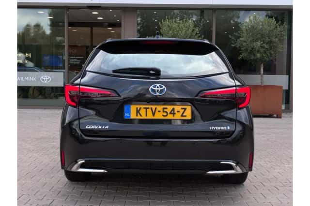 Toyota Corolla (2024) thumbnail 6