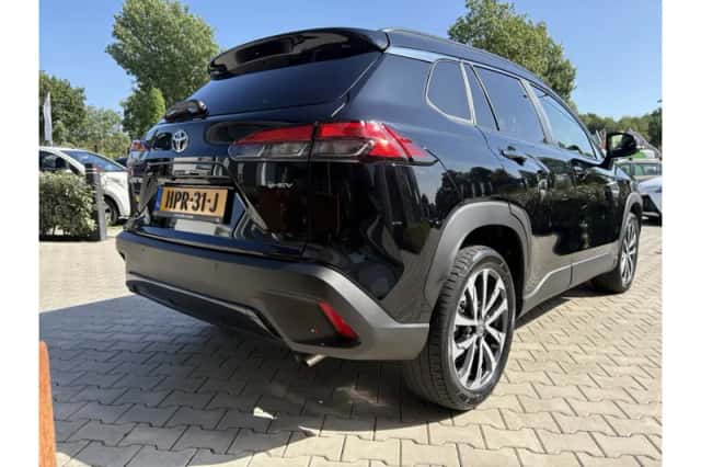 Toyota Corolla Cross (2025) thumbnail 4