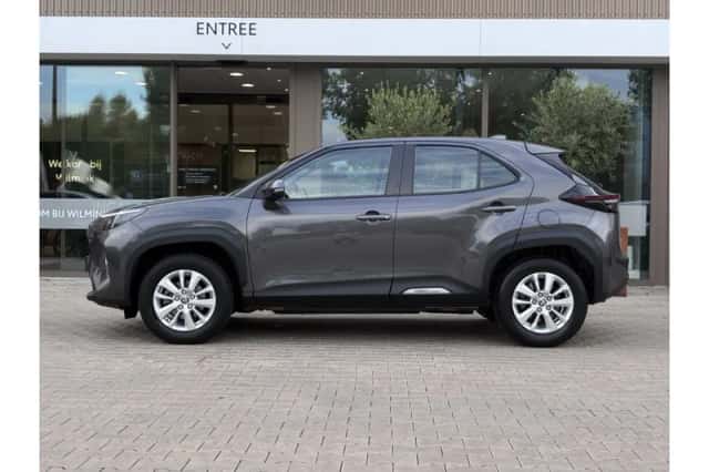 Toyota Yaris Cross (2022) thumbnail 3