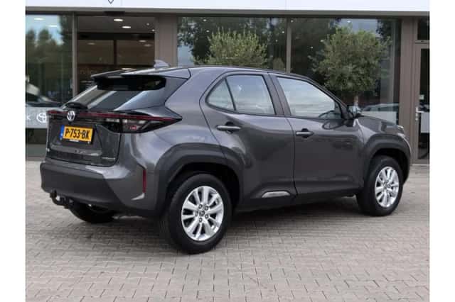 Toyota Yaris Cross (2022) thumbnail 5