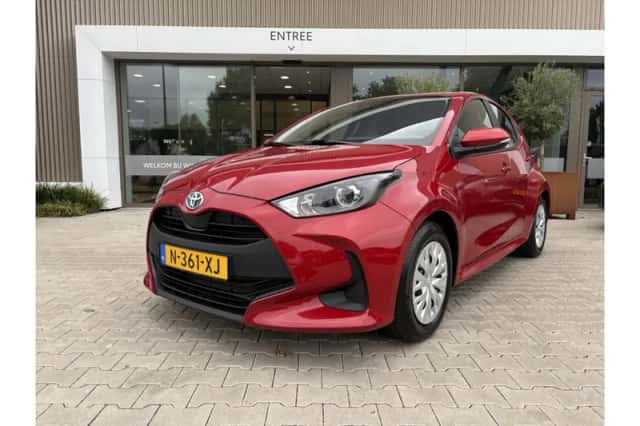 Toyota Yaris (2022) thumbnail 1