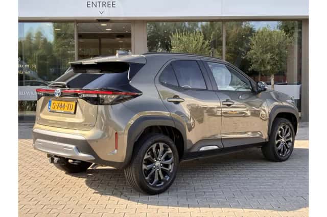 Toyota Yaris Cross (2023) thumbnail 4