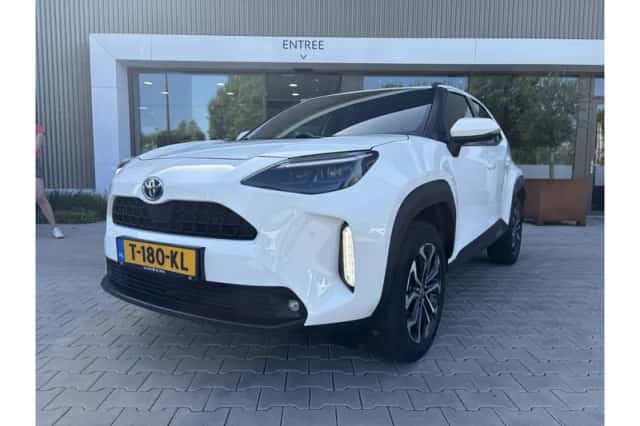 Toyota Yaris Cross (2022) thumbnail 1
