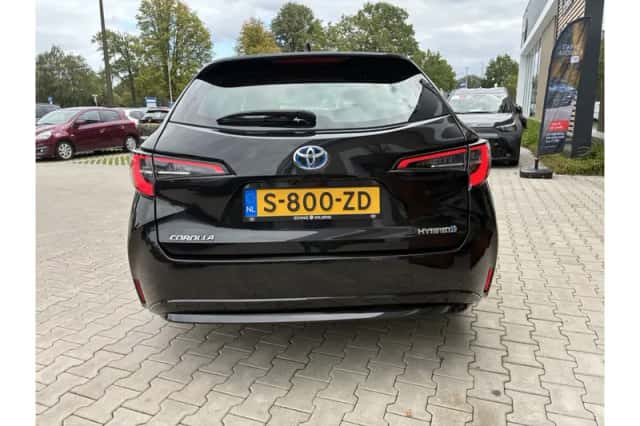 Toyota Corolla (2023) thumbnail 6