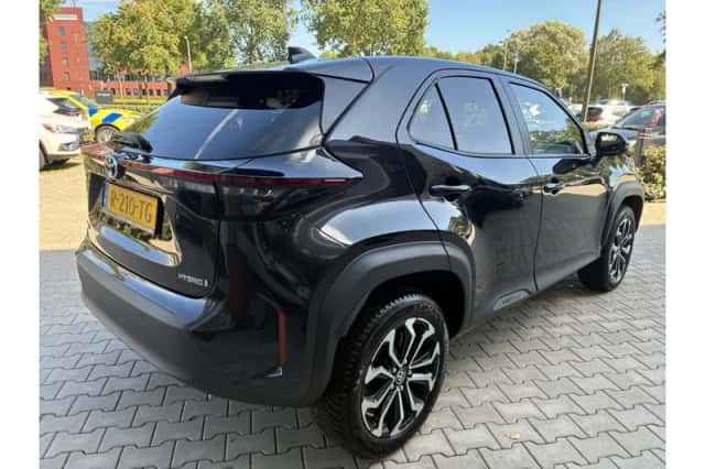 Toyota Yaris Cross (2022) thumbnail 4
