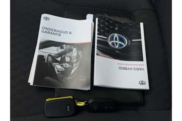 Toyota Yaris (2020) thumbnail 4
