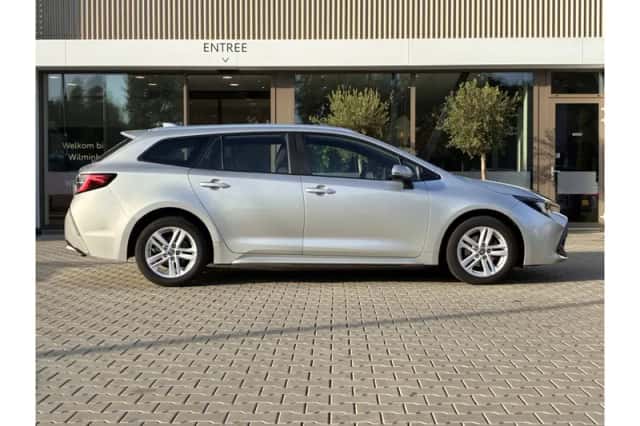Toyota Corolla (2022) thumbnail 5