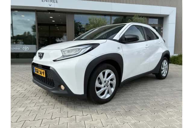 Toyota Aygo X (2022) thumbnail 1