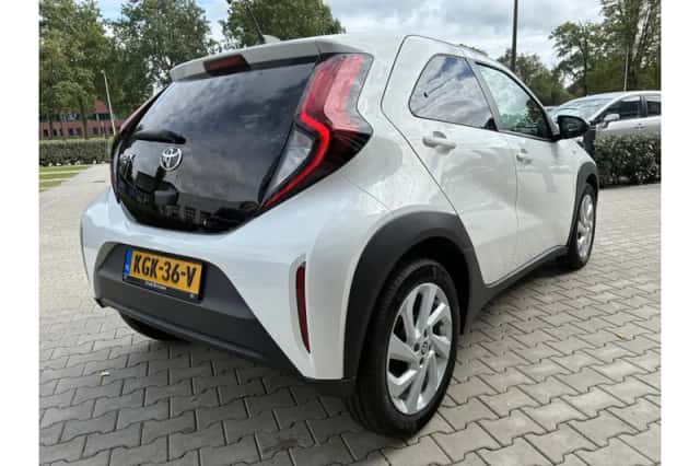 Toyota Aygo X (2022) thumbnail 5