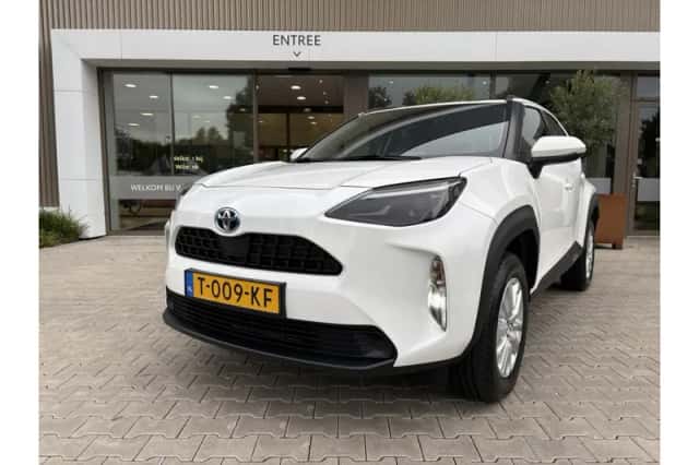 Toyota Yaris Cross (2023) thumbnail 1